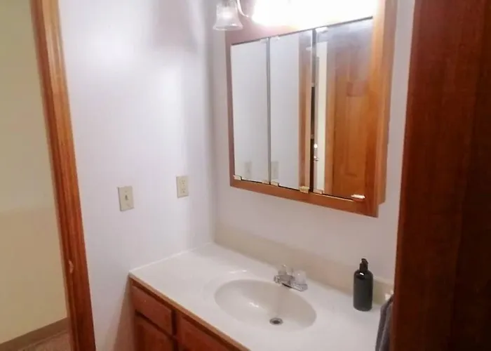 Comfort & Cozy 3/2 In Macomb, Il * Macomb