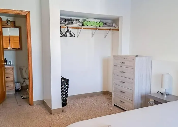 Comfort & Cozy 3/2 In Macomb, Il Апартаменты