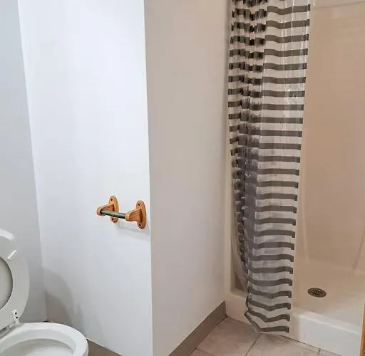 Comfort & Cozy 3/2 In Macomb, Il